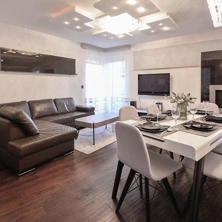 Apartamenty Bryza - Chelmonskiego - Parking - Centrum Swinoujscie Kültér fotó