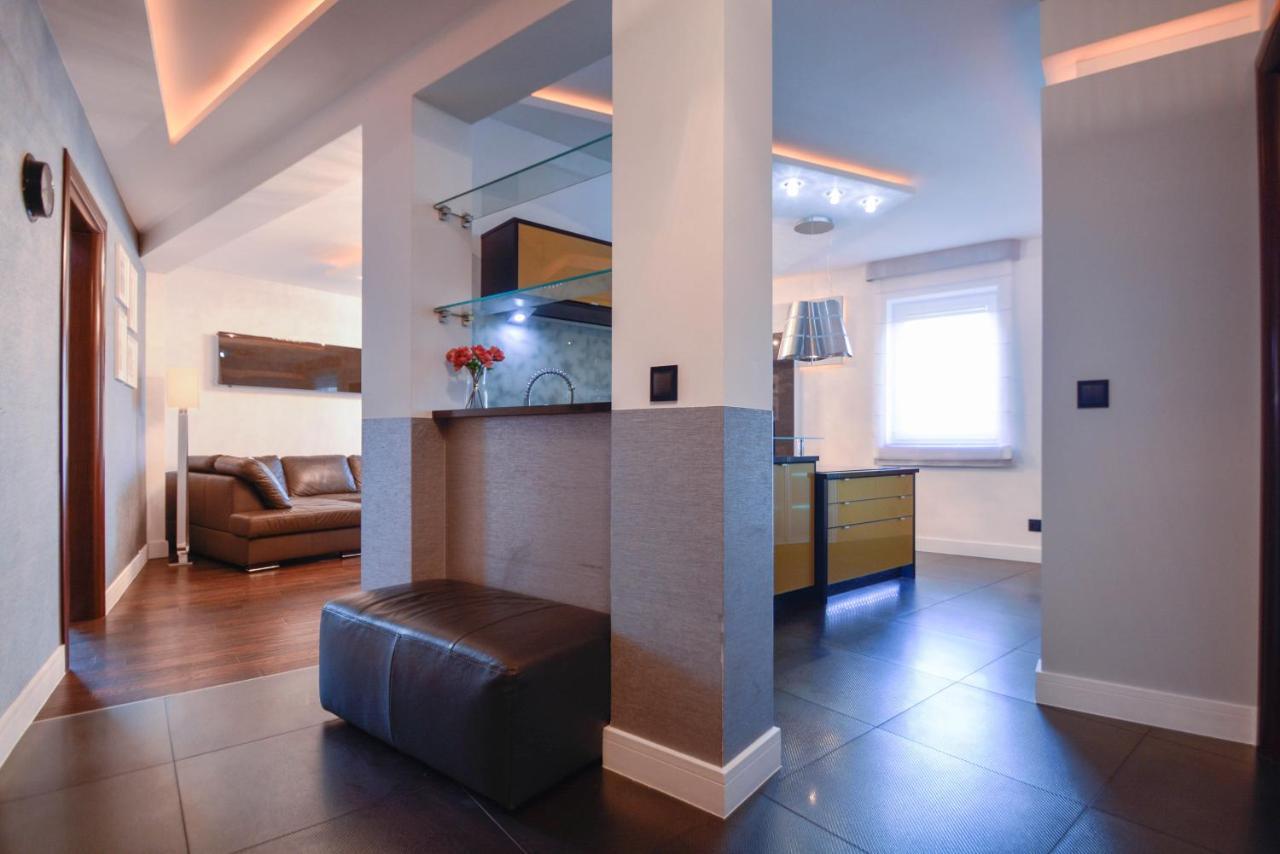 Apartamenty Bryza - Chelmonskiego - Parking - Centrum Swinoujscie Kültér fotó
