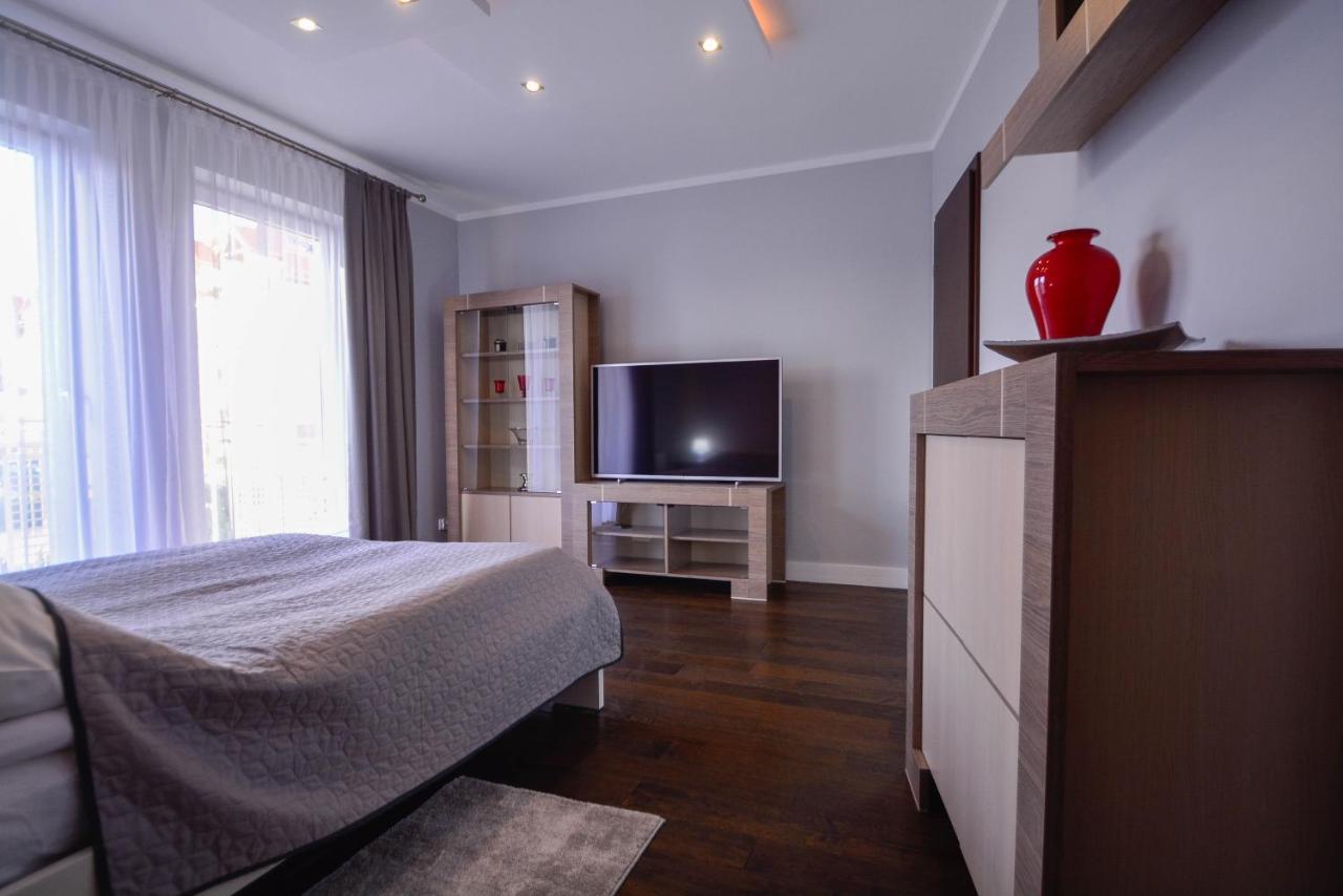 Apartamenty Bryza - Chelmonskiego - Parking - Centrum Swinoujscie Kültér fotó
