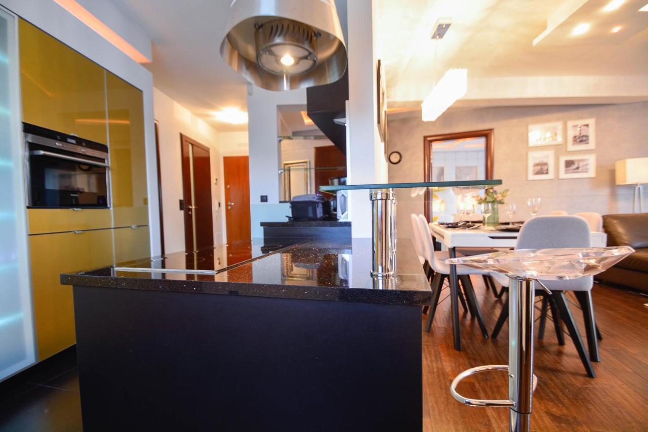 Apartamenty Bryza - Chelmonskiego - Parking - Centrum Swinoujscie Kültér fotó