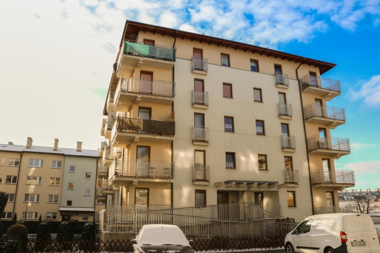 Apartamenty Bryza - Chelmonskiego - Parking - Centrum Swinoujscie Kültér fotó